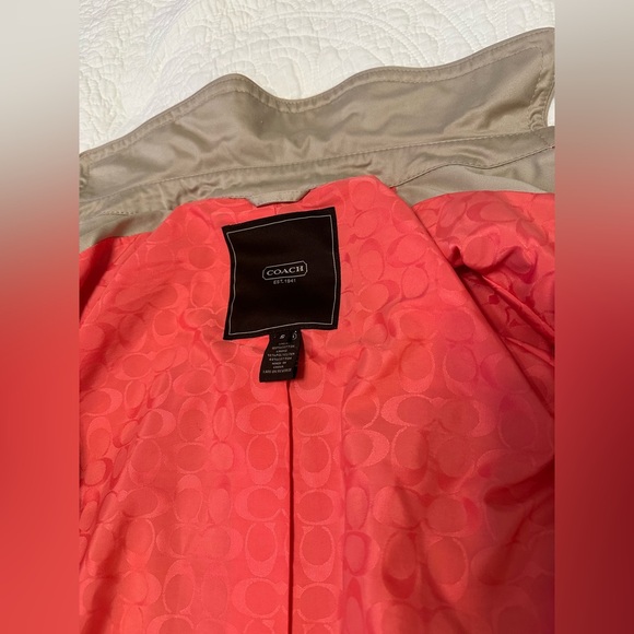 Coach Trench Coat, Women’s Size Small. Beautiful Condition. 🩷 - Picture 11 of 13